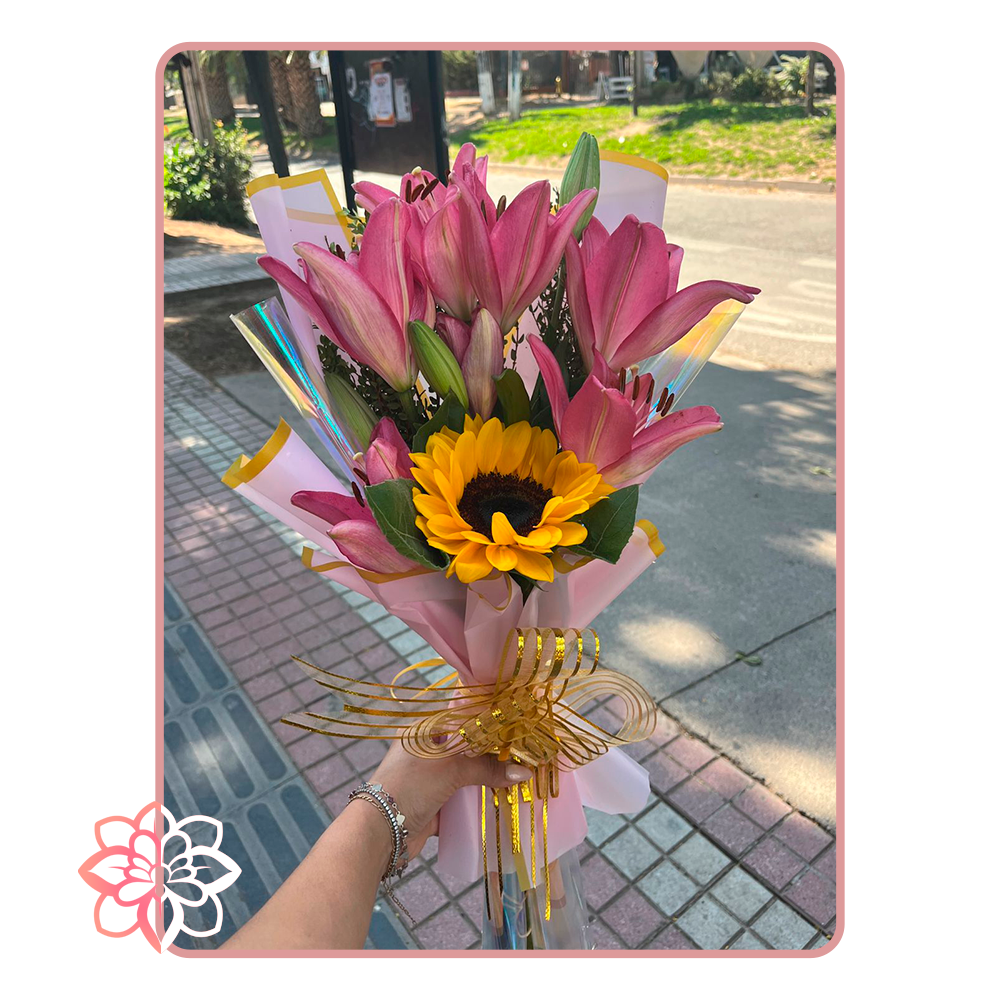 Ramo Floral con Lilium Rosados y Girasol – Alegría y Elegancia Natural