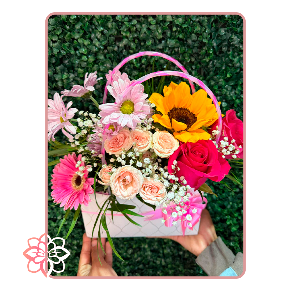Bolsa de Regalo con Flores Surtidas y Colores Delicados