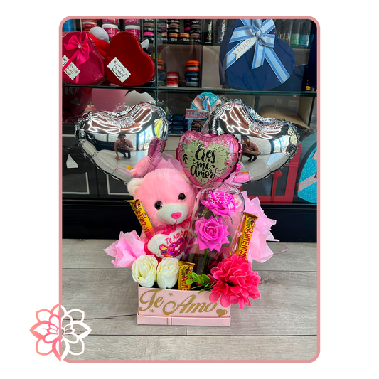 Caja Romántica “Te Amo” con Peluche, Rosa Eterna, Chocolates y Globos