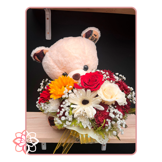 Hermoso Arreglo con Osito de Peluche y Flores Mixtas