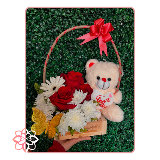 Hermoso Arreglo con Osito de Peluche y Rosas Rojas