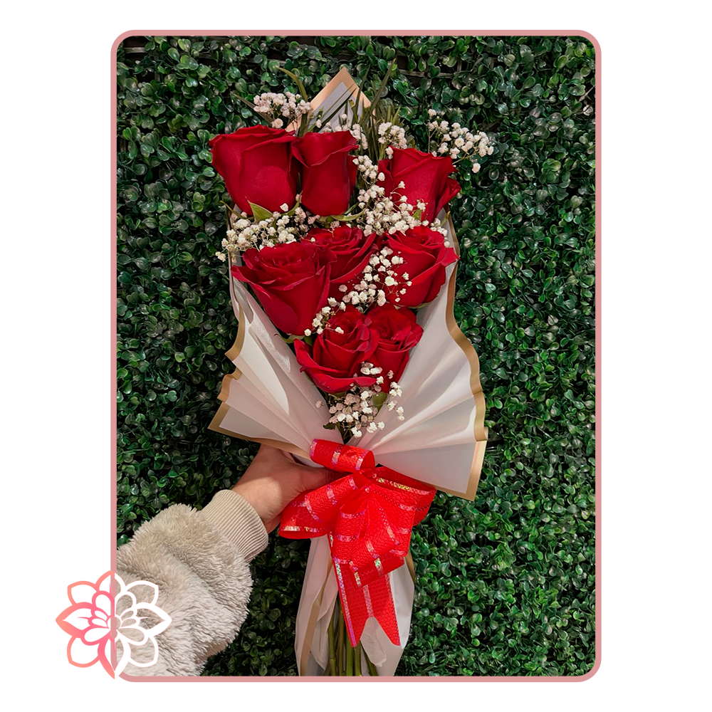 Hermoso Ramo con 8 Rosas Rojas
